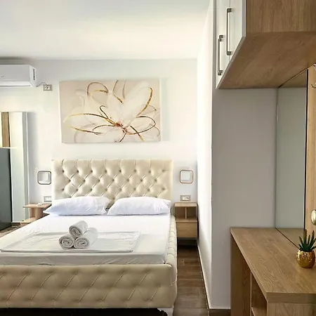 K&t Boulevard Apartment Sarande